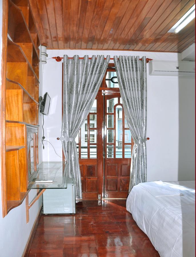 Ngoc Tung Mini Hotel เว้ ภายนอก รูปภาพ