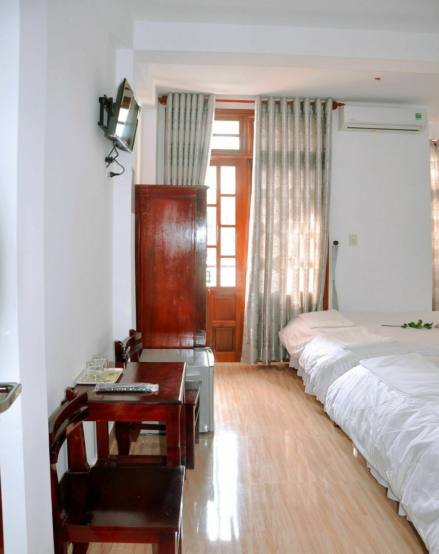 Ngoc Tung Mini Hotel เว้ ภายนอก รูปภาพ
